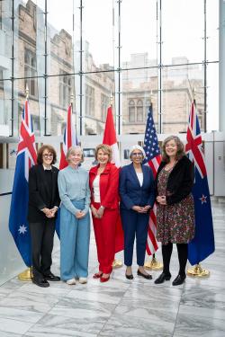 Image of chief science advisors standing together in Ottawa