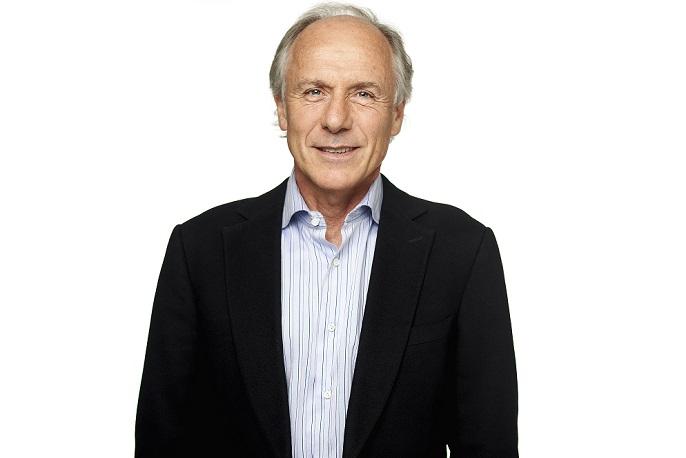 Headshot of Dr Alan Finkel