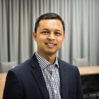 Headshot of Mostafa Numan