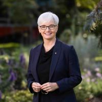 Image of Professor Emma Johnston AO